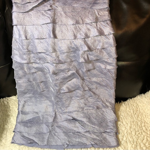 London Times Lilac Tiered Ruffle Sheath Cocktail Dresz - Picture 6 of 9